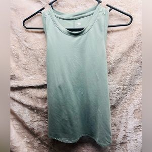 Women's Active Tank Top All In Motion Bundle (2) NWOT size small